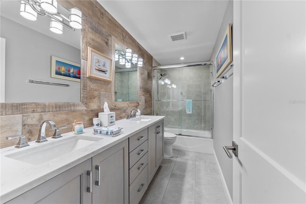 For Sale: $1,498,000 (4 beds, 2 baths, 2930 Square Feet)