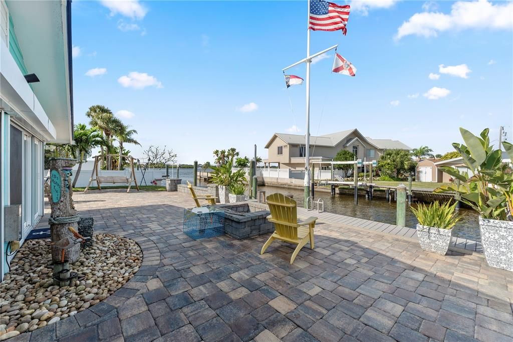For Sale: $1,498,000 (4 beds, 2 baths, 2930 Square Feet)