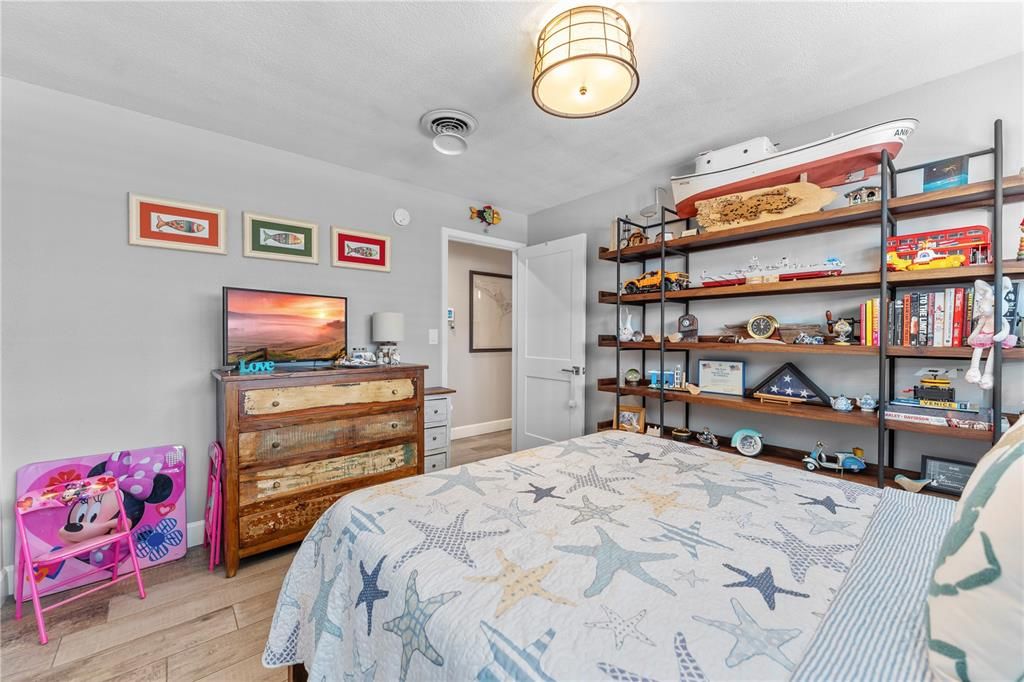 For Sale: $1,498,000 (4 beds, 2 baths, 2930 Square Feet)