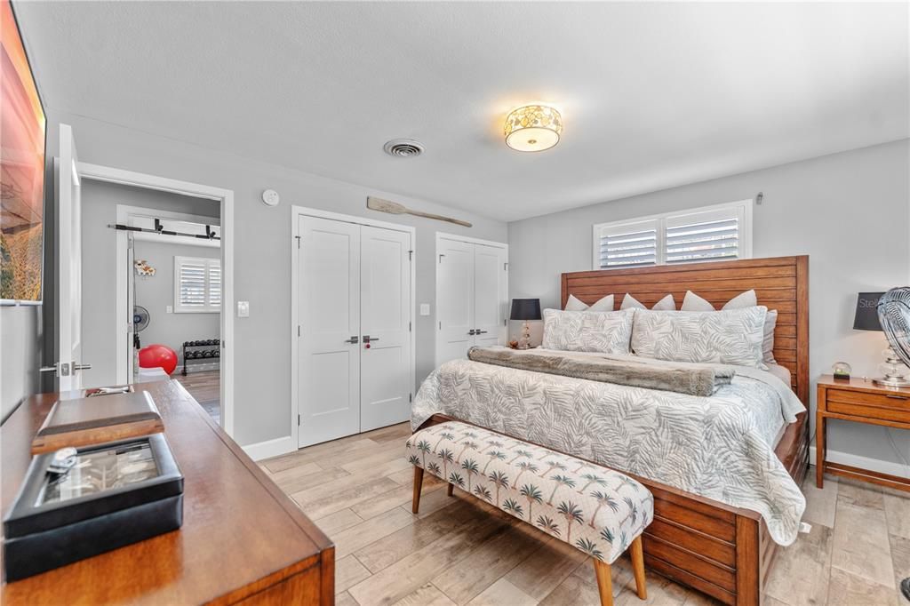 For Sale: $1,498,000 (4 beds, 2 baths, 2930 Square Feet)