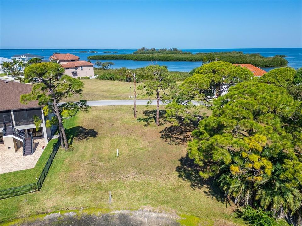 En Venta: $158,000 (0.22 acres)