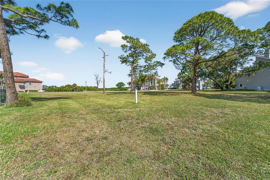 En Venta: $158,000 (0.22 acres)