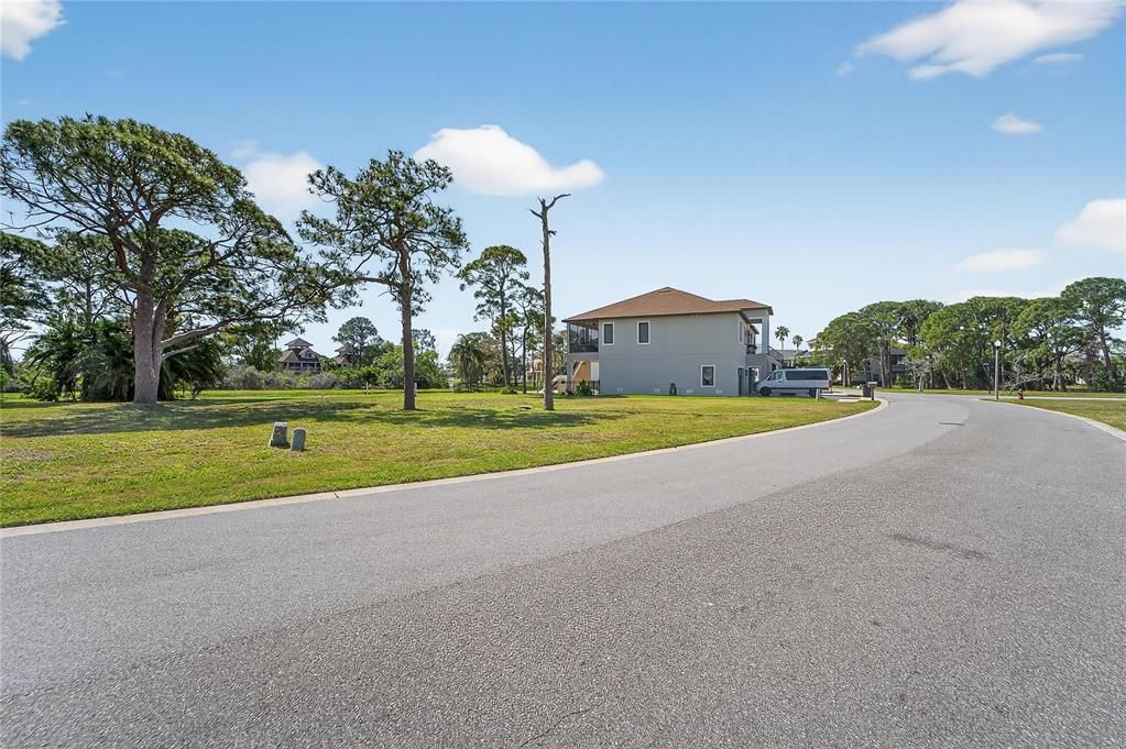 En Venta: $158,000 (0.22 acres)