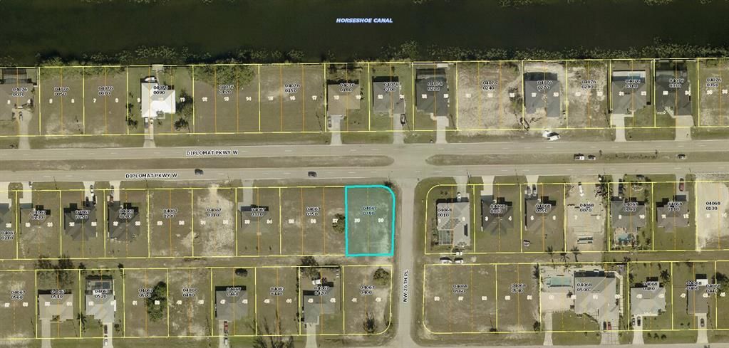 На продажу: $35,000 (0.24 acres)