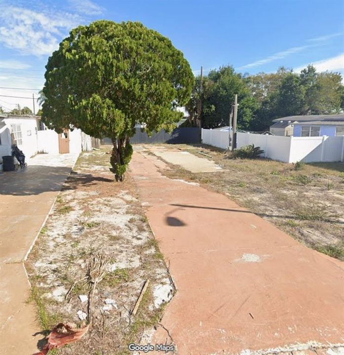 For Sale: $29,000 (0.07 acres)