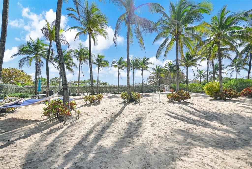 En Venta: $795,000 (2 camas, 2 baños, 1002 Pies cuadrados)