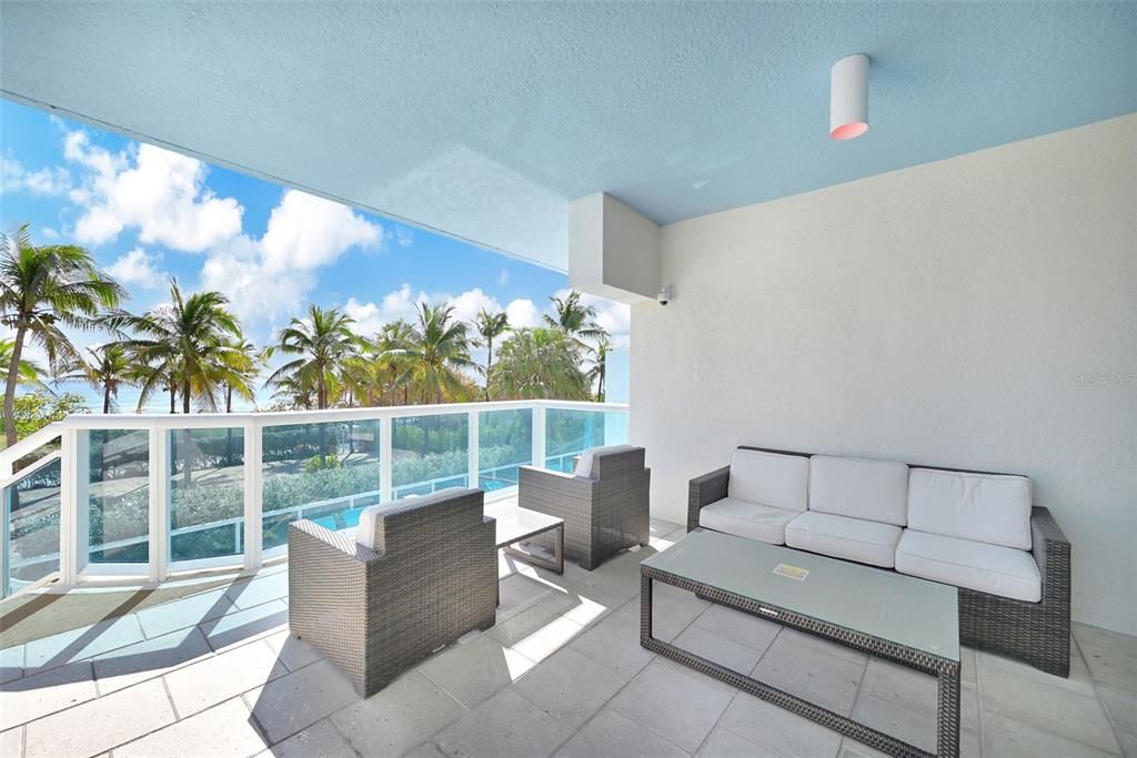 En Venta: $795,000 (2 camas, 2 baños, 1002 Pies cuadrados)