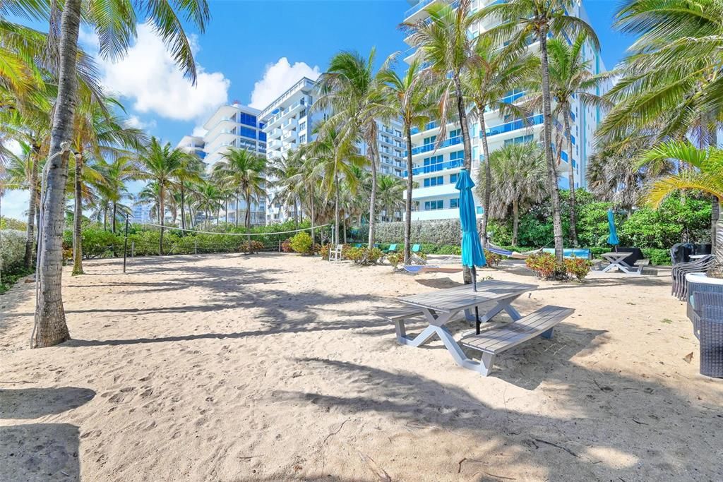 En Venta: $795,000 (2 camas, 2 baños, 1002 Pies cuadrados)