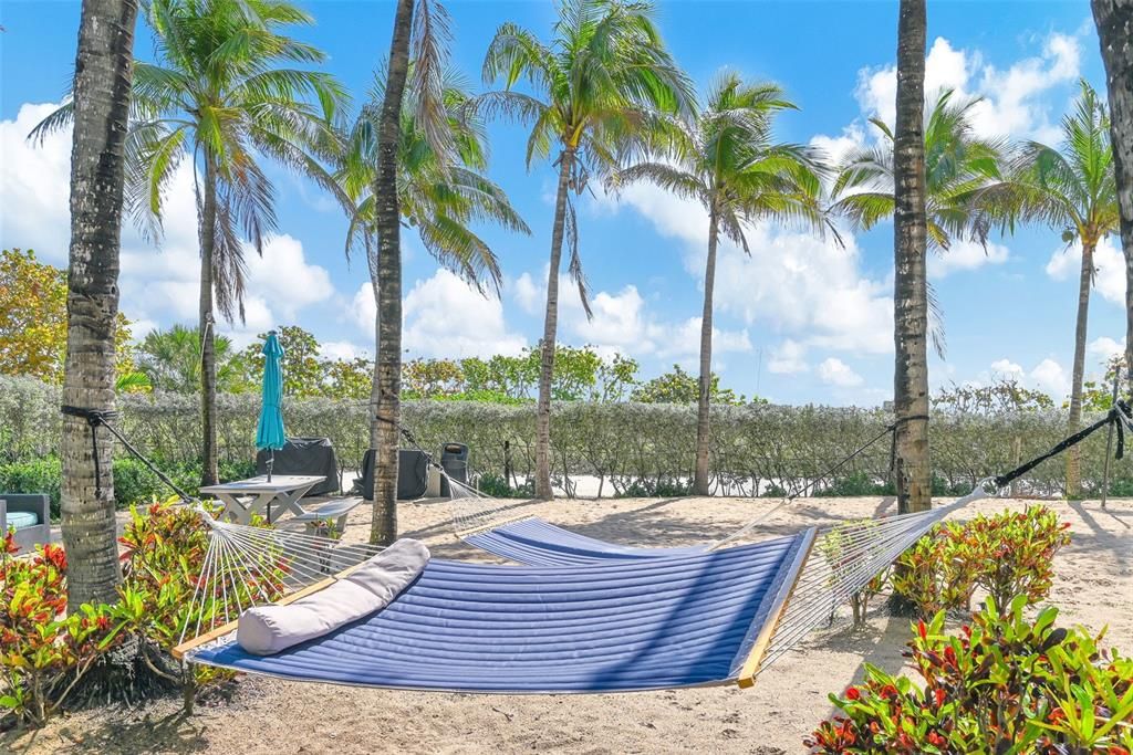 En Venta: $795,000 (2 camas, 2 baños, 1002 Pies cuadrados)