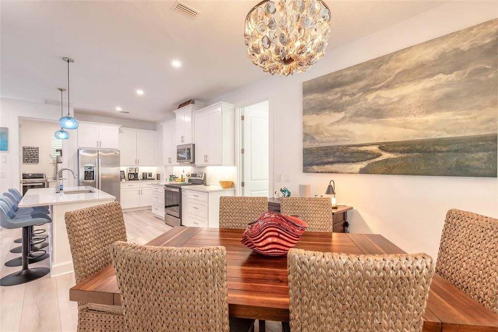 En Venta: $934,900 (3 camas, 2 baños, 1943 Pies cuadrados)