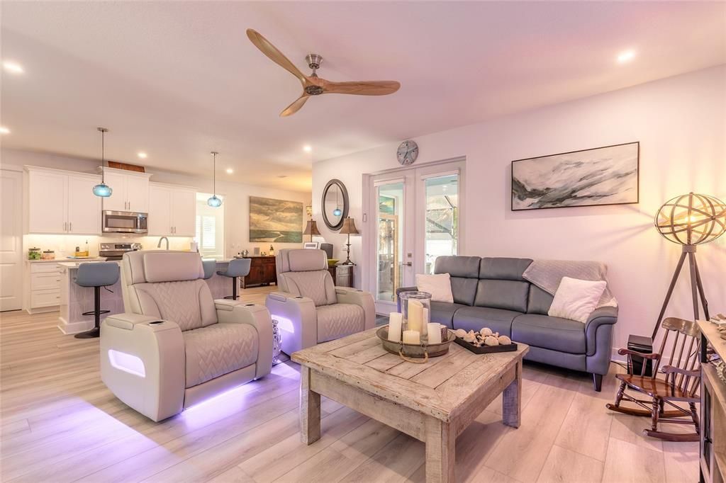 En Venta: $934,900 (3 camas, 2 baños, 1943 Pies cuadrados)