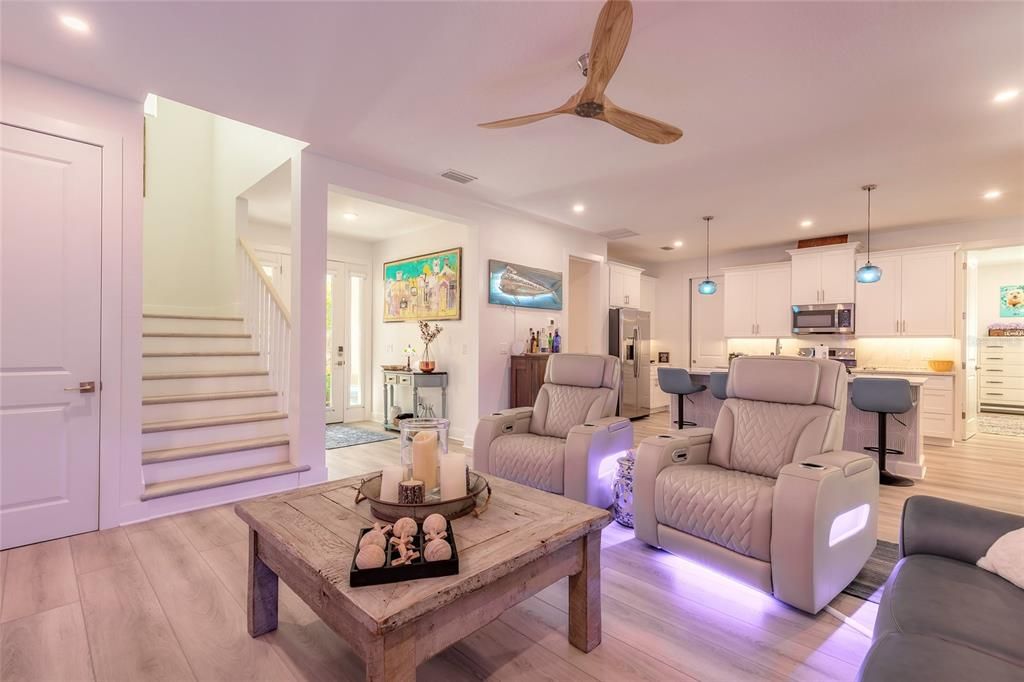 En Venta: $934,900 (3 camas, 2 baños, 1943 Pies cuadrados)