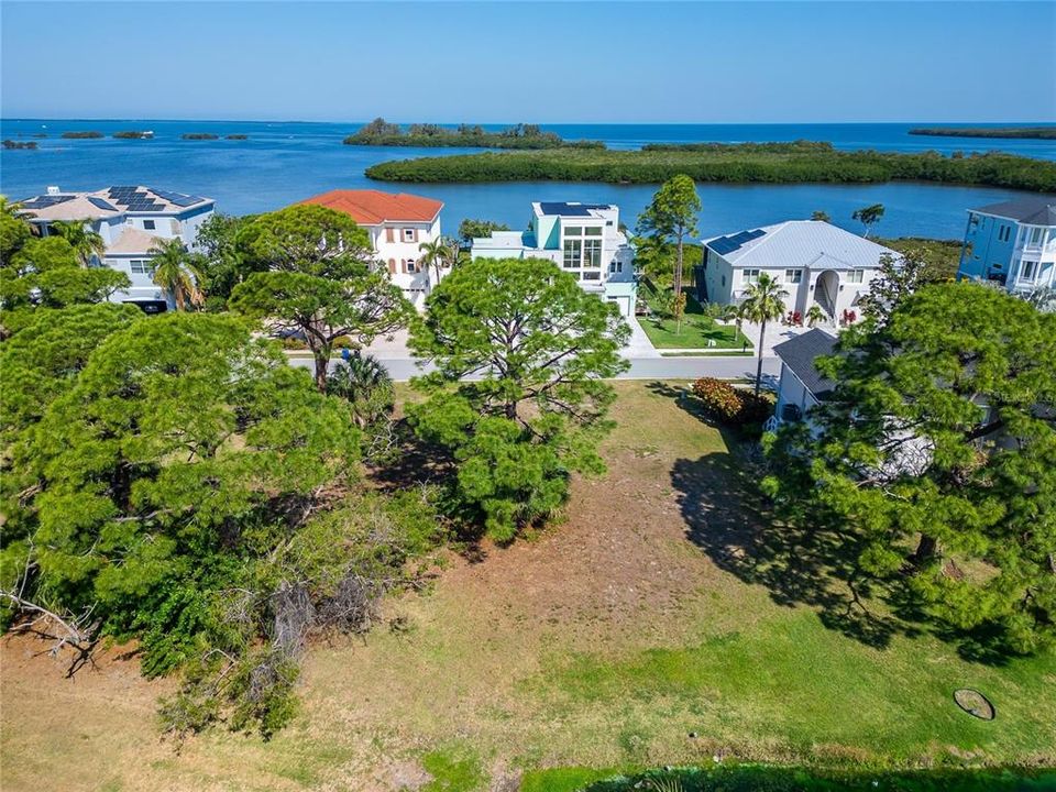 En Venta: $158,000 (0.29 acres)