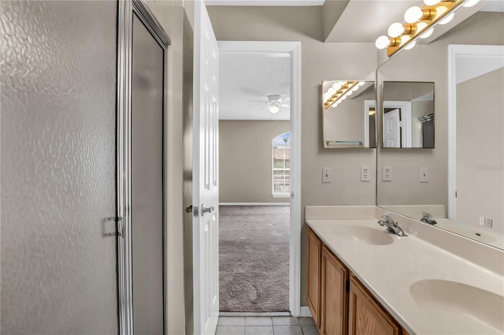 En Venta: $179,900 (2 camas, 2 baños, 1080 Pies cuadrados)