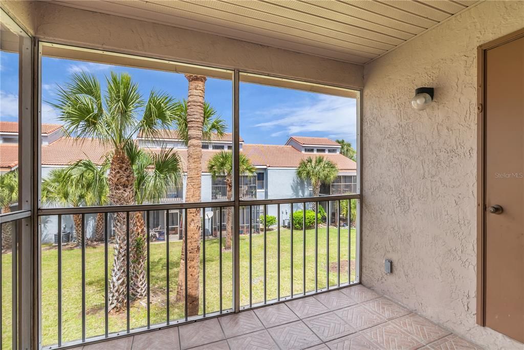 En Venta: $179,900 (2 camas, 2 baños, 1080 Pies cuadrados)