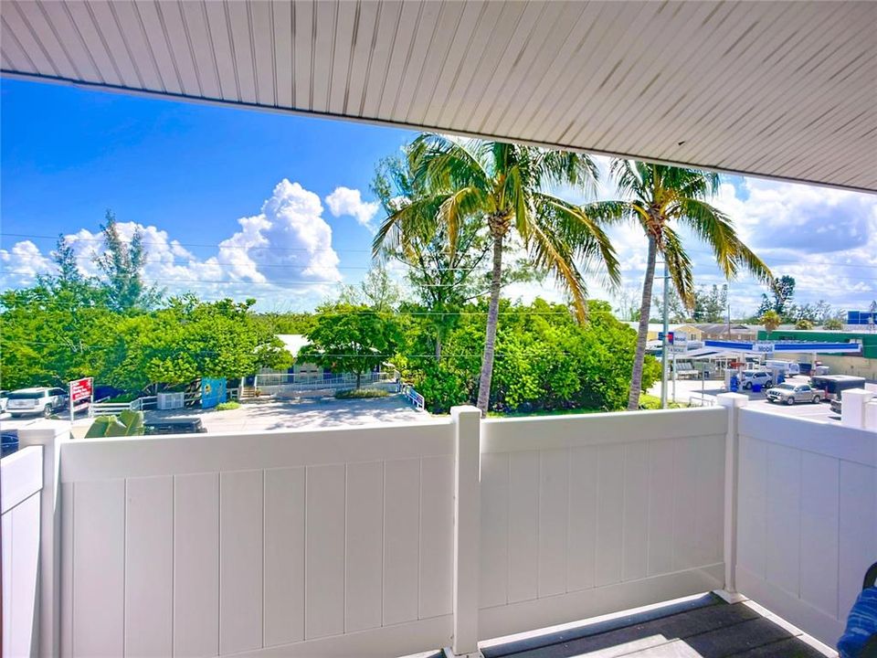 待售: $649,000 (2 贝兹, 2 浴室, 884 平方英尺)