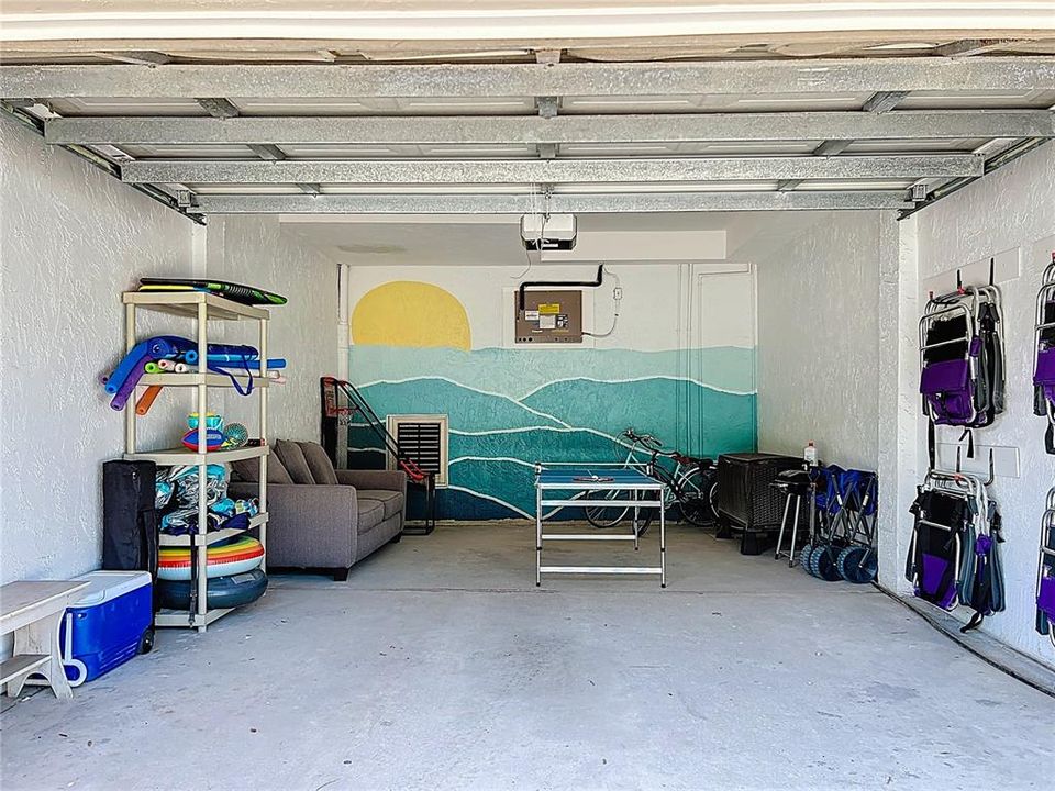 待售: $649,000 (2 贝兹, 2 浴室, 884 平方英尺)