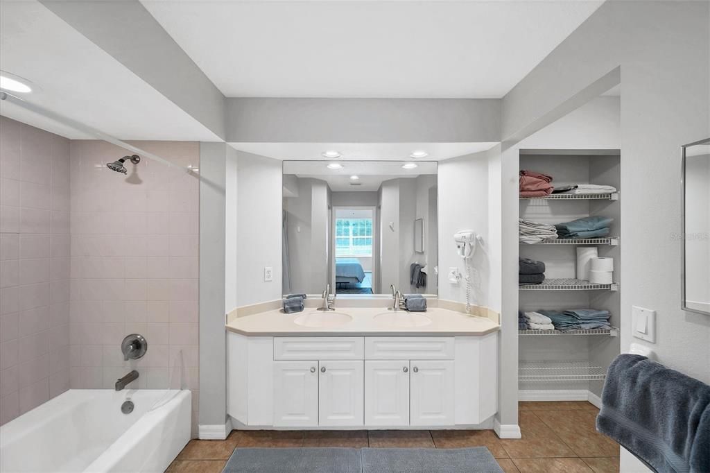 En Renta: $4,200 (2 camas, 2 baños, 1114 Pies cuadrados)