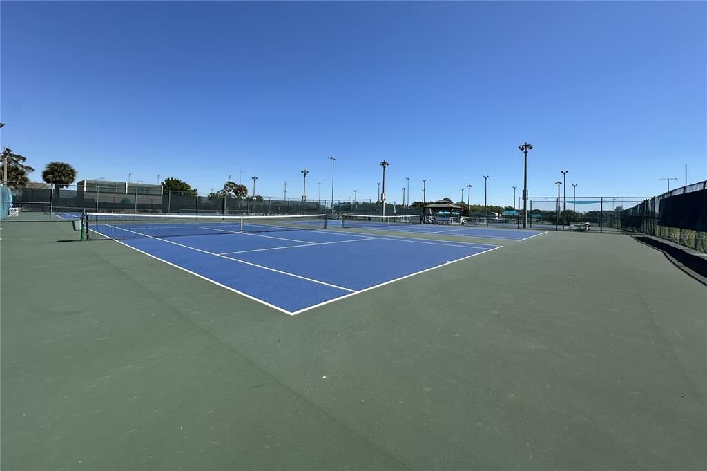 For Sale: $490,000 (4 beds, 0 baths, 2234 Square Feet)