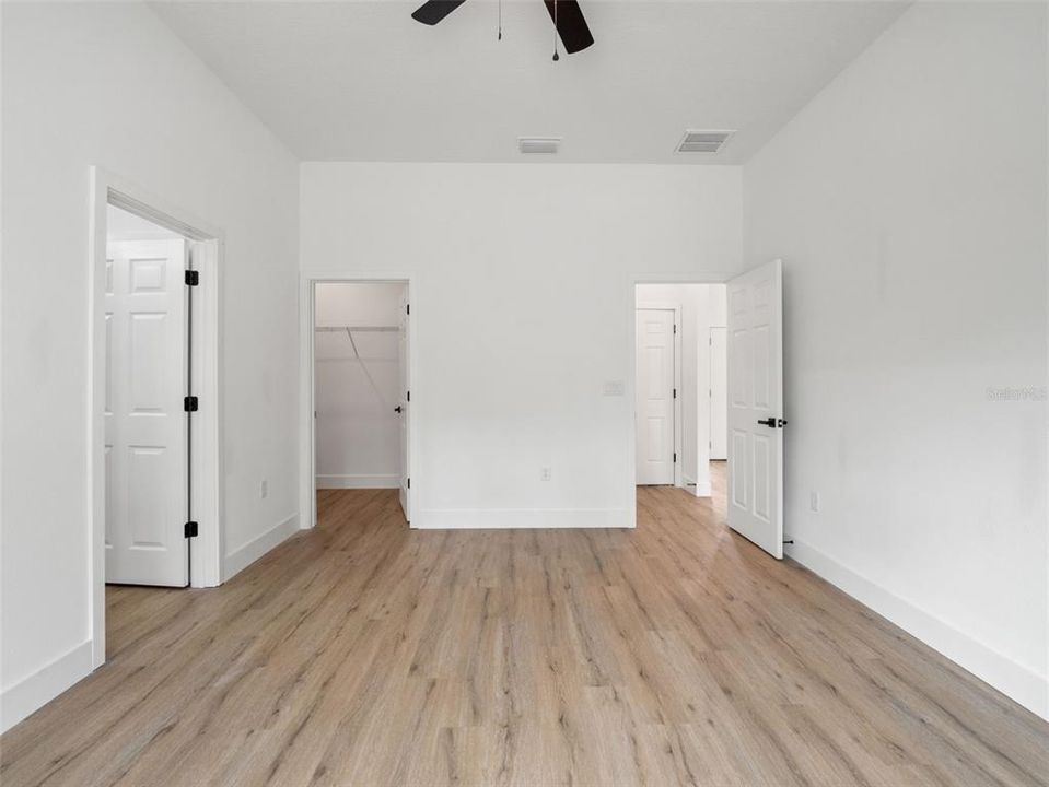 For Sale: $278,000 (3 beds, 2 baths, 1448 Square Feet)