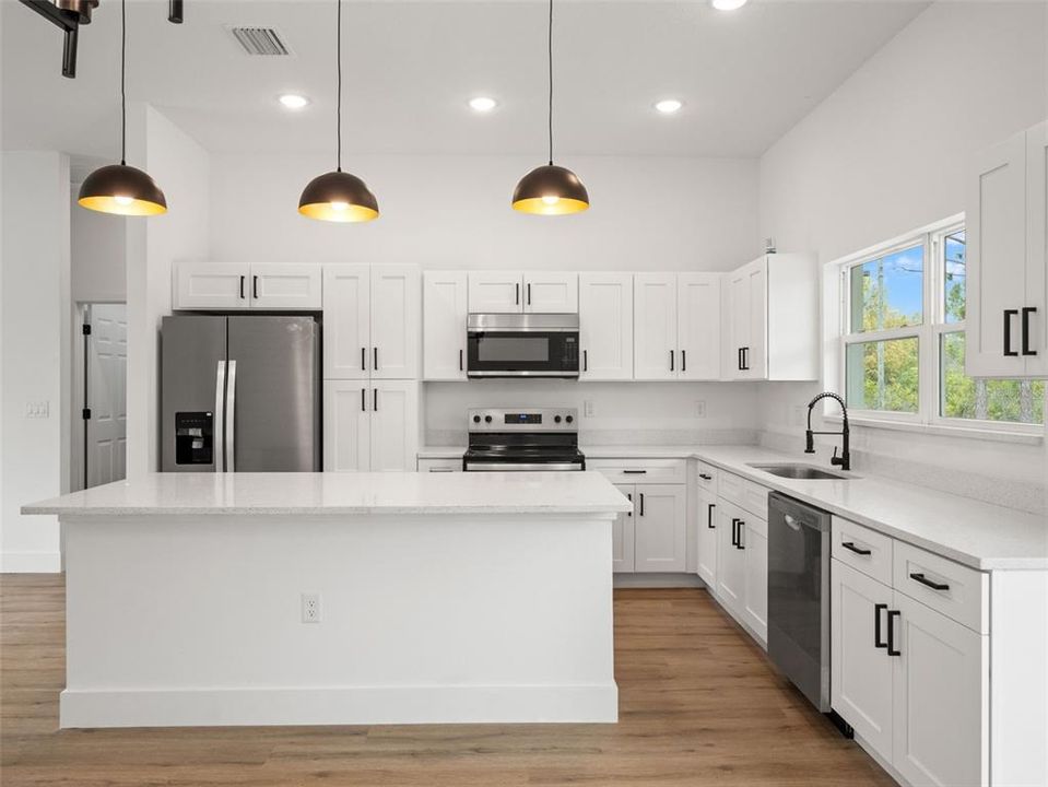 For Sale: $278,000 (3 beds, 2 baths, 1448 Square Feet)