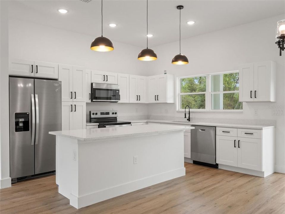 For Sale: $278,000 (3 beds, 2 baths, 1448 Square Feet)