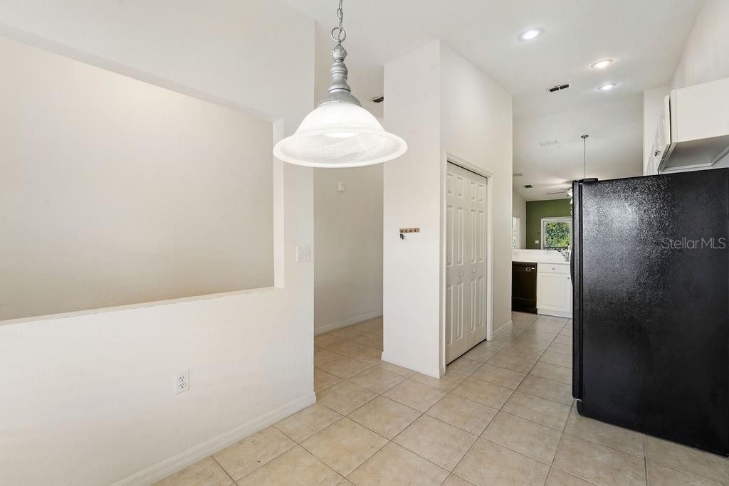 En Venta: $275,000 (2 camas, 2 baños, 1238 Pies cuadrados)