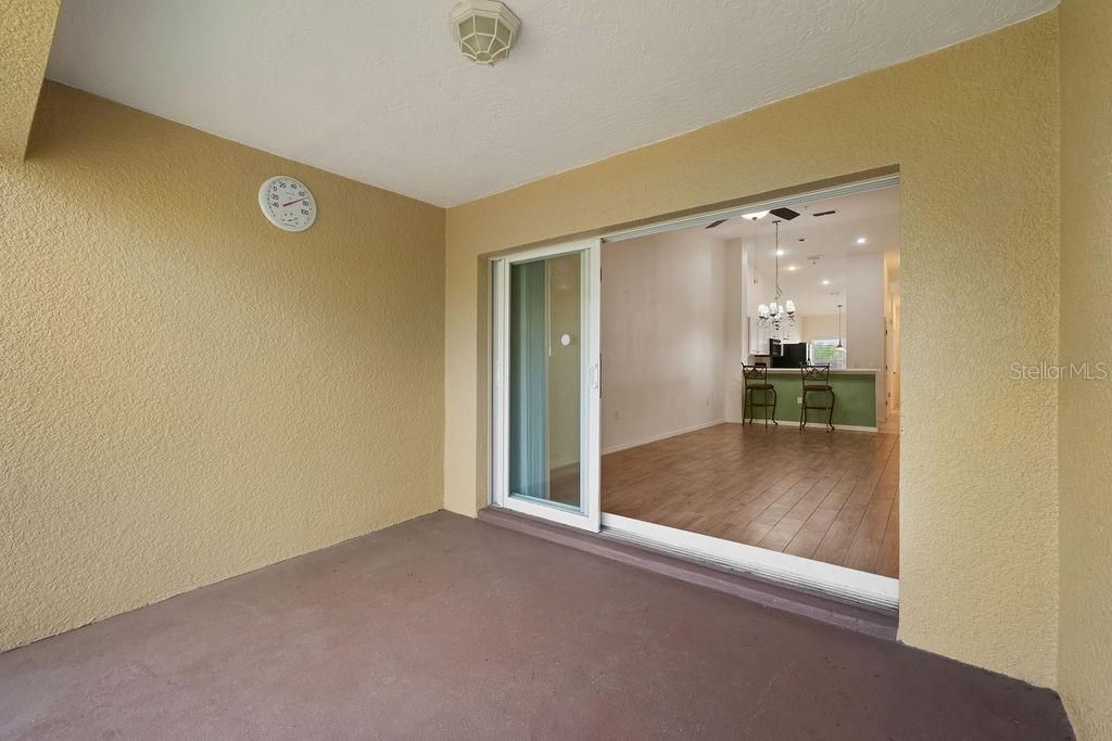 En Venta: $275,000 (2 camas, 2 baños, 1238 Pies cuadrados)