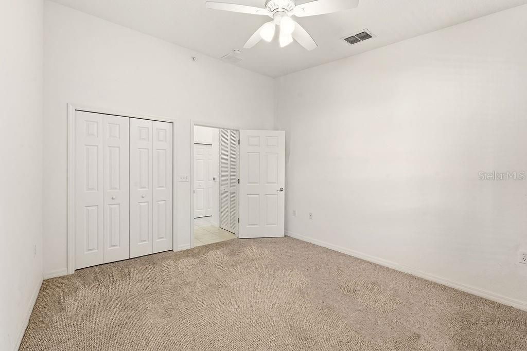 En Venta: $275,000 (2 camas, 2 baños, 1238 Pies cuadrados)