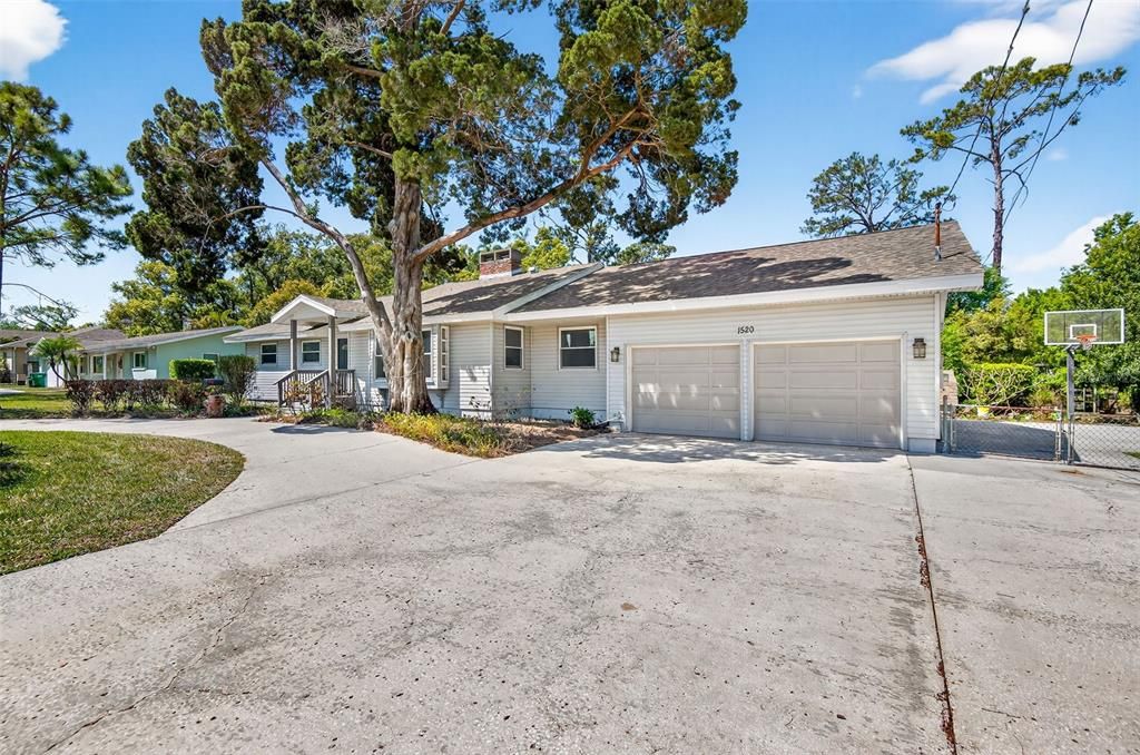 For Sale: $589,900 (4 beds, 3 baths, 2357 Square Feet)