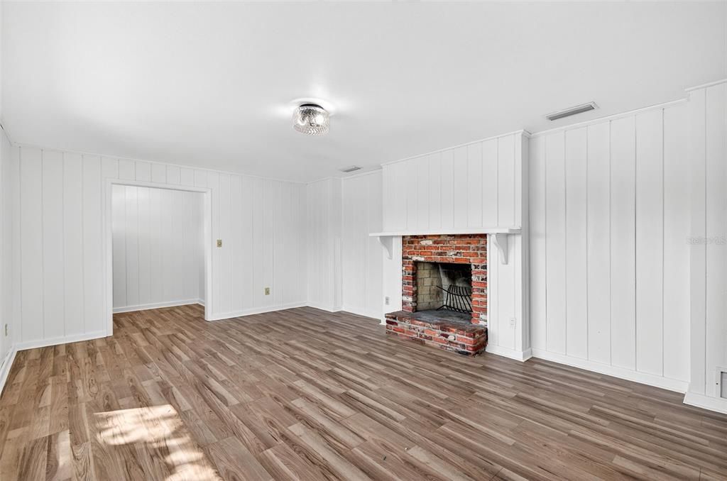 For Sale: $589,900 (4 beds, 3 baths, 2357 Square Feet)
