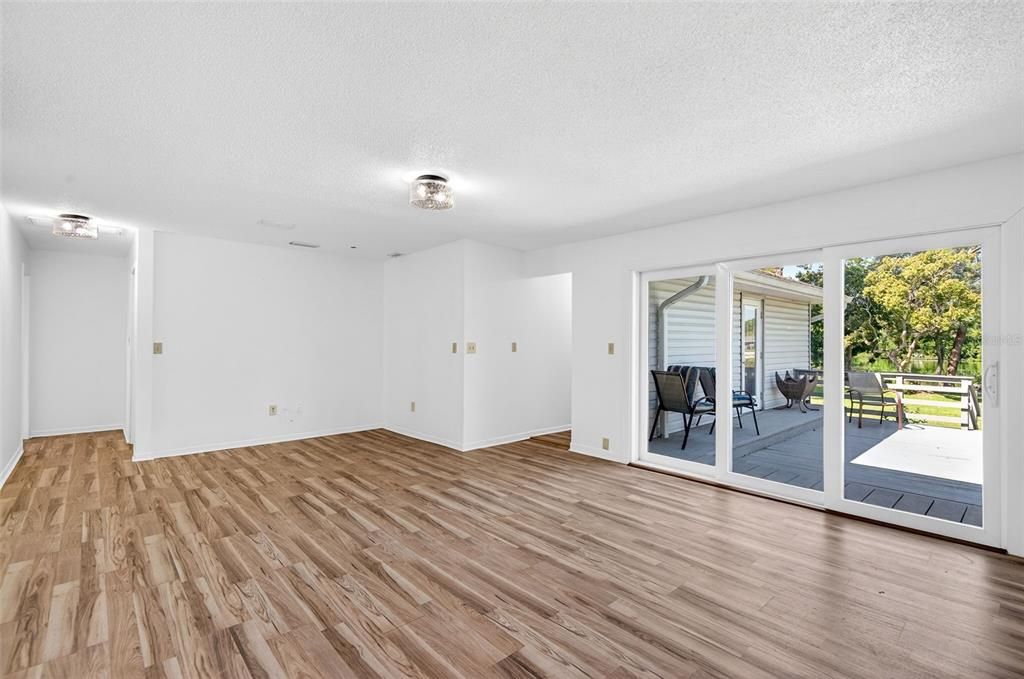 For Sale: $589,900 (4 beds, 3 baths, 2357 Square Feet)