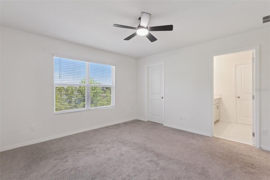 Active With Contract: $439,900 (4 beds, 2 baths, 2142 Square Feet)