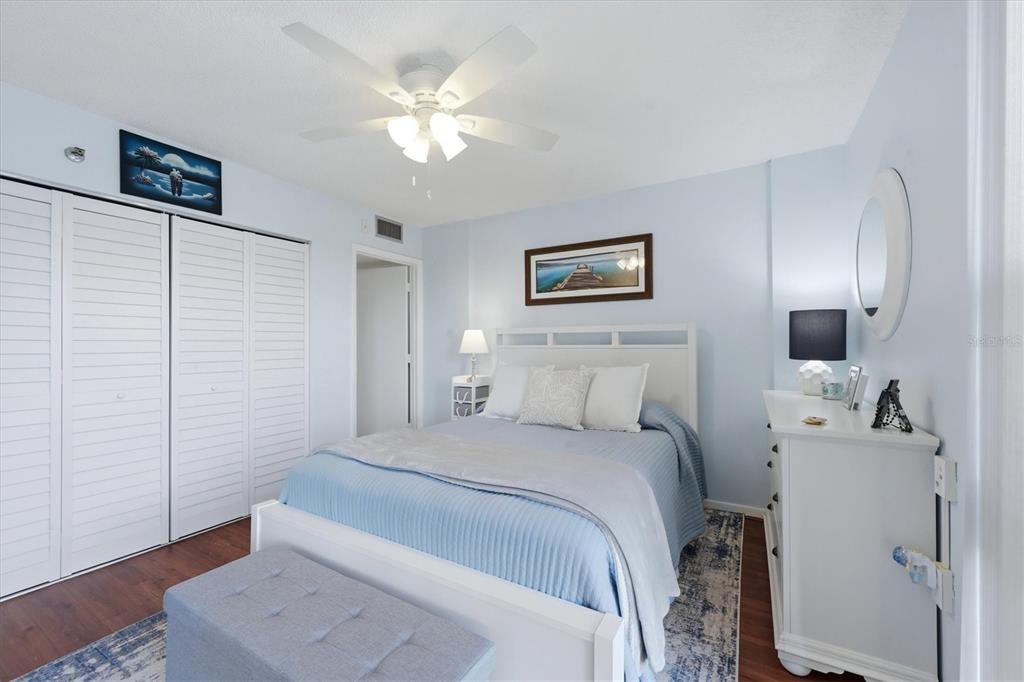 For Sale: $207,900 (3 beds, 2 baths, 1097 Square Feet)