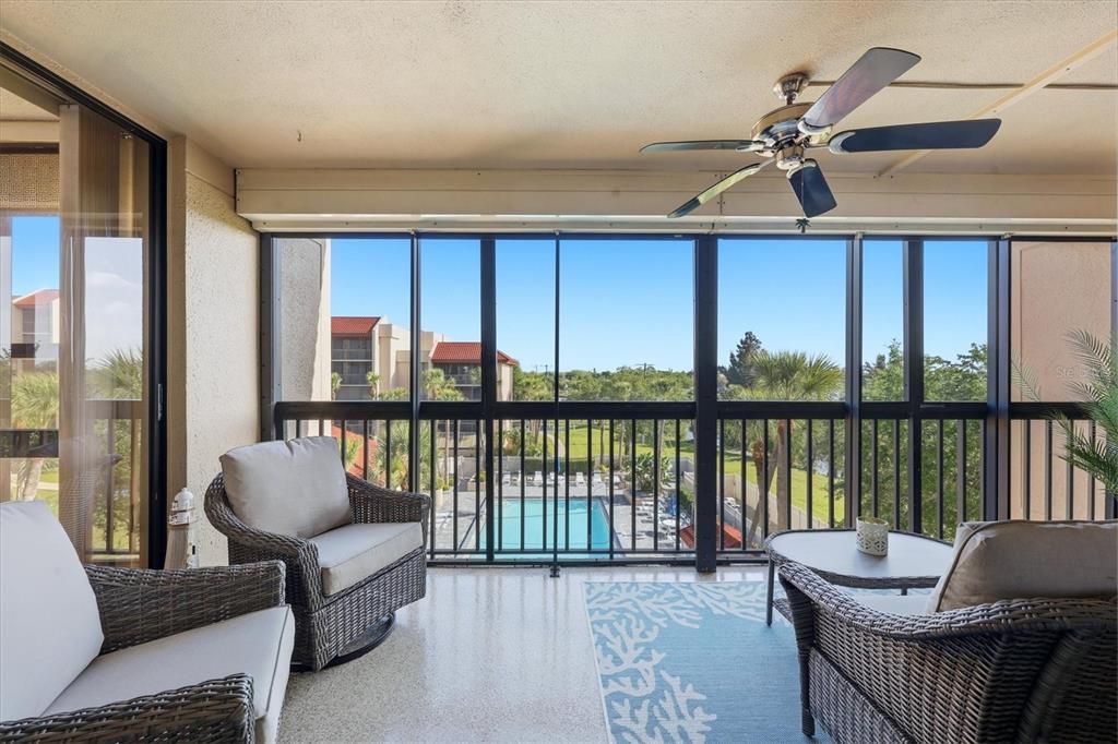 For Sale: $207,900 (3 beds, 2 baths, 1097 Square Feet)