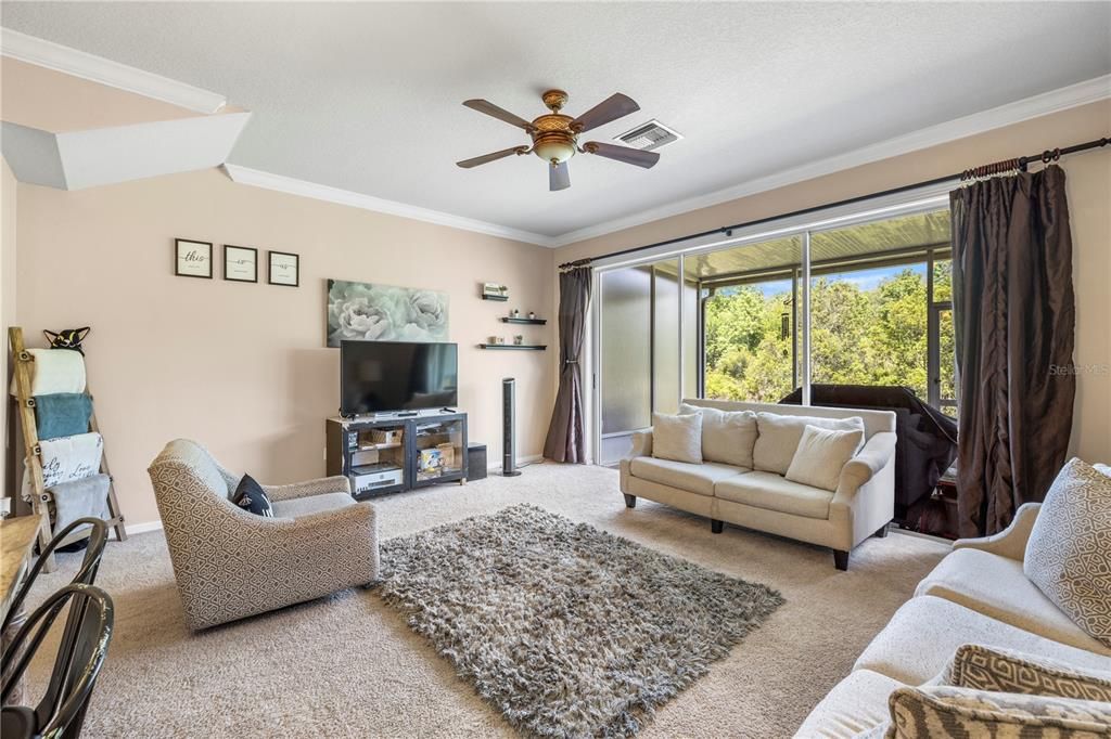 En Venta: $249,900 (3 camas, 2 baños, 1588 Pies cuadrados)