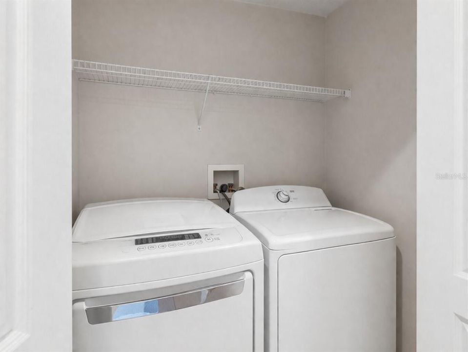En Venta: $249,900 (3 camas, 2 baños, 1588 Pies cuadrados)