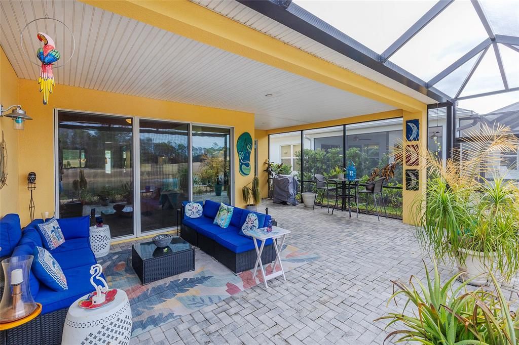 For Sale: $629,000 (2 beds, 2 baths, 2067 Square Feet)