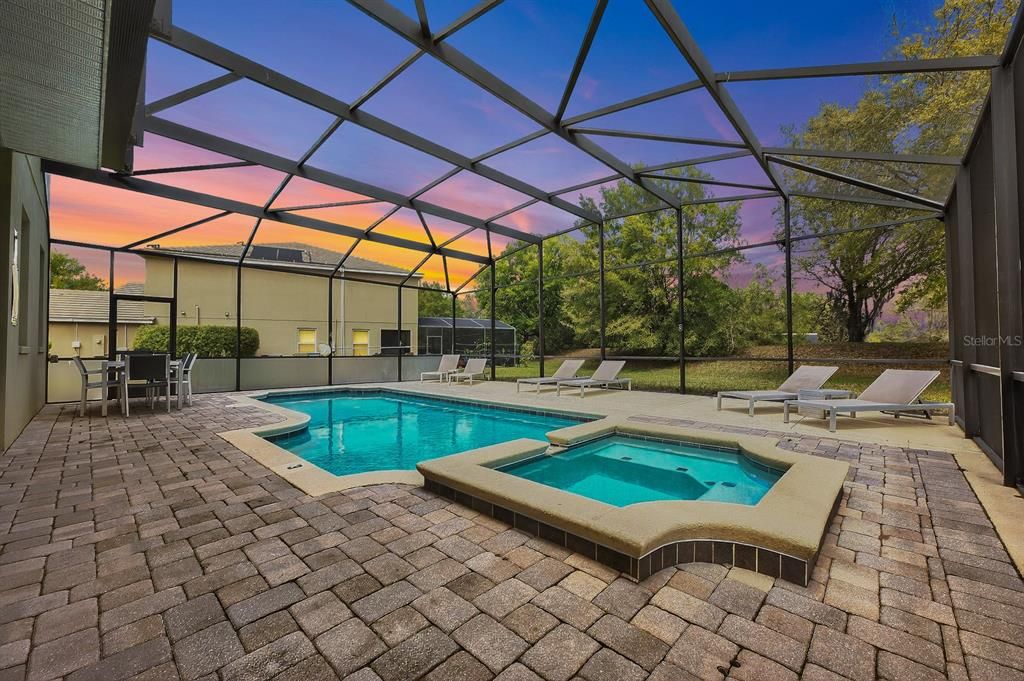 Active With Contract: $550,000 (5 beds, 4 baths, 3395 Square Feet)