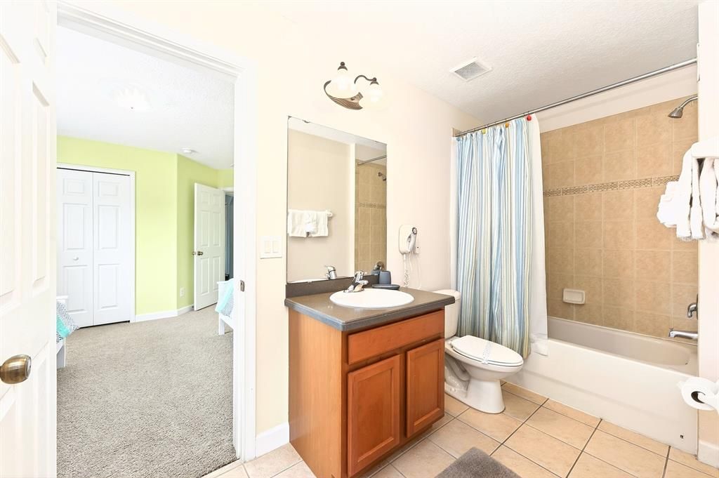 Active With Contract: $550,000 (5 beds, 4 baths, 3395 Square Feet)