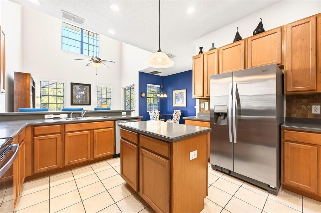 Active With Contract: $550,000 (5 beds, 4 baths, 3395 Square Feet)