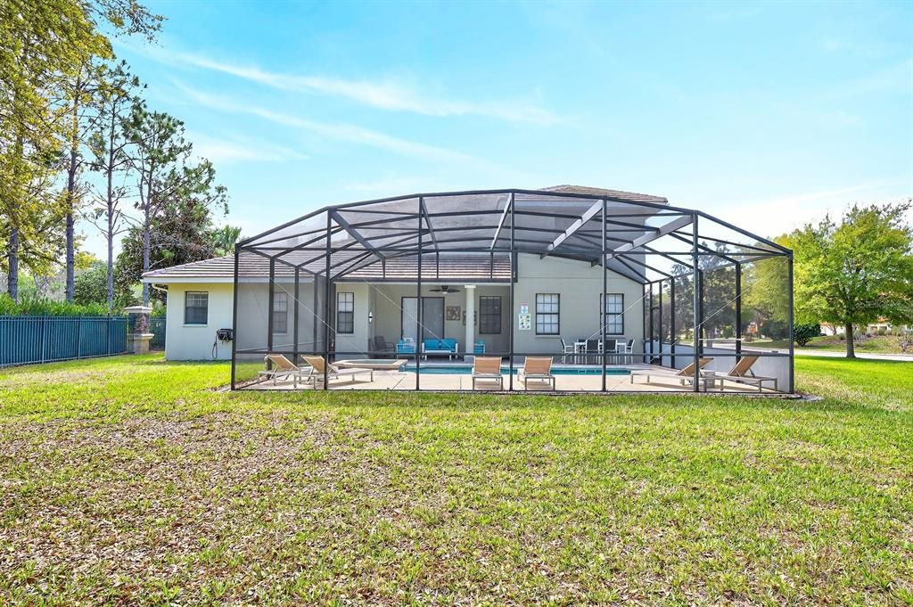 Active With Contract: $550,000 (5 beds, 4 baths, 3395 Square Feet)