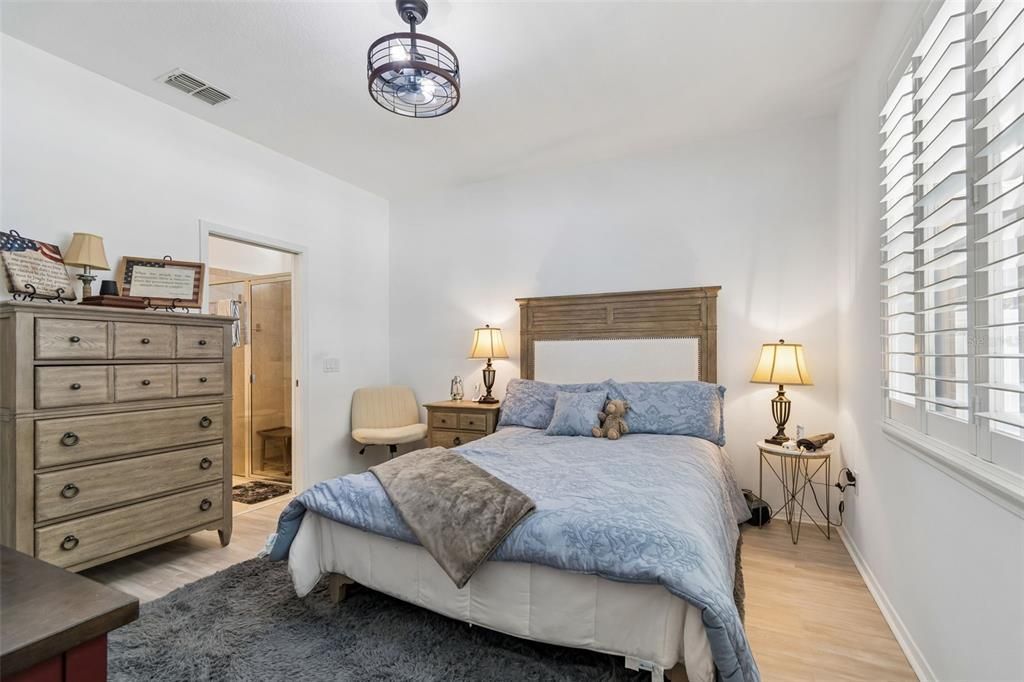 En Venta: $289,999 (3 camas, 2 baños, 1443 Pies cuadrados)