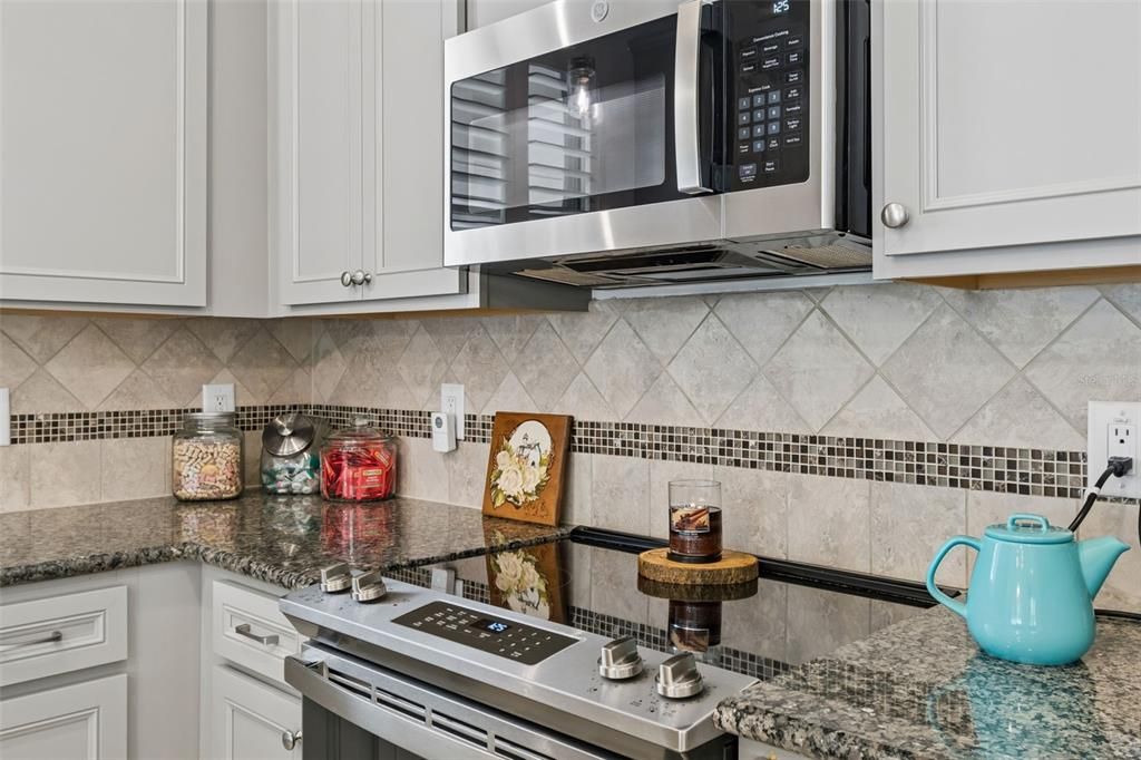 En Venta: $289,999 (3 camas, 2 baños, 1443 Pies cuadrados)