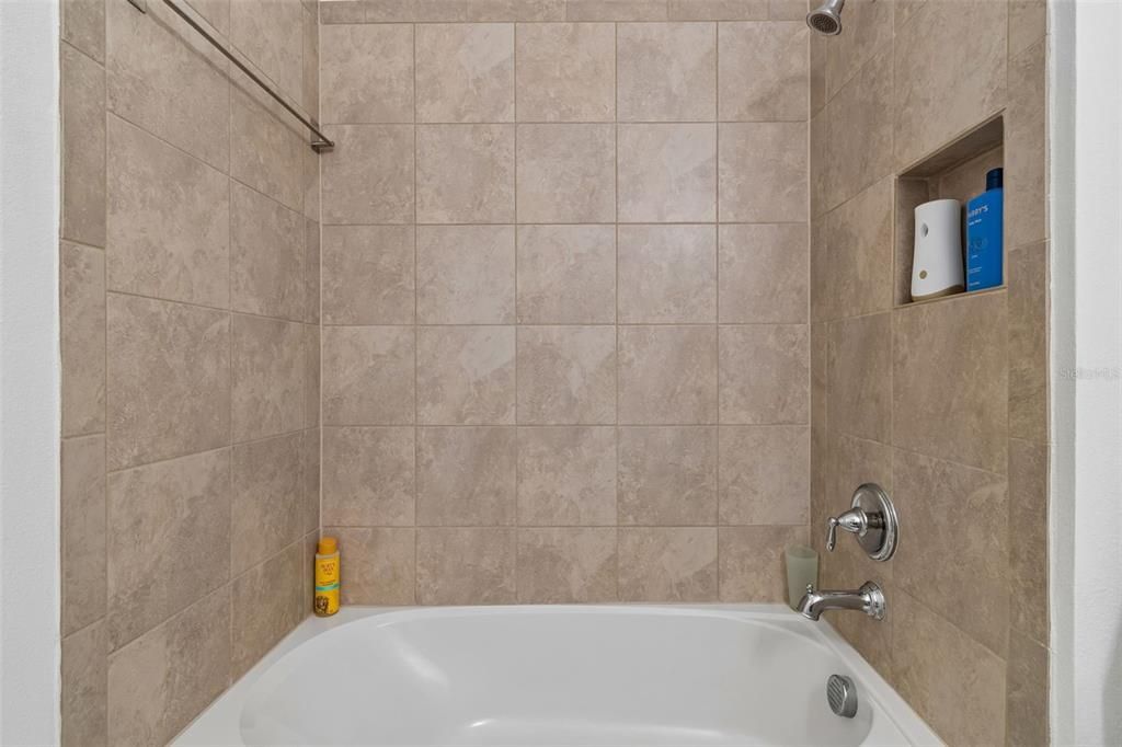 En Venta: $289,999 (3 camas, 2 baños, 1443 Pies cuadrados)