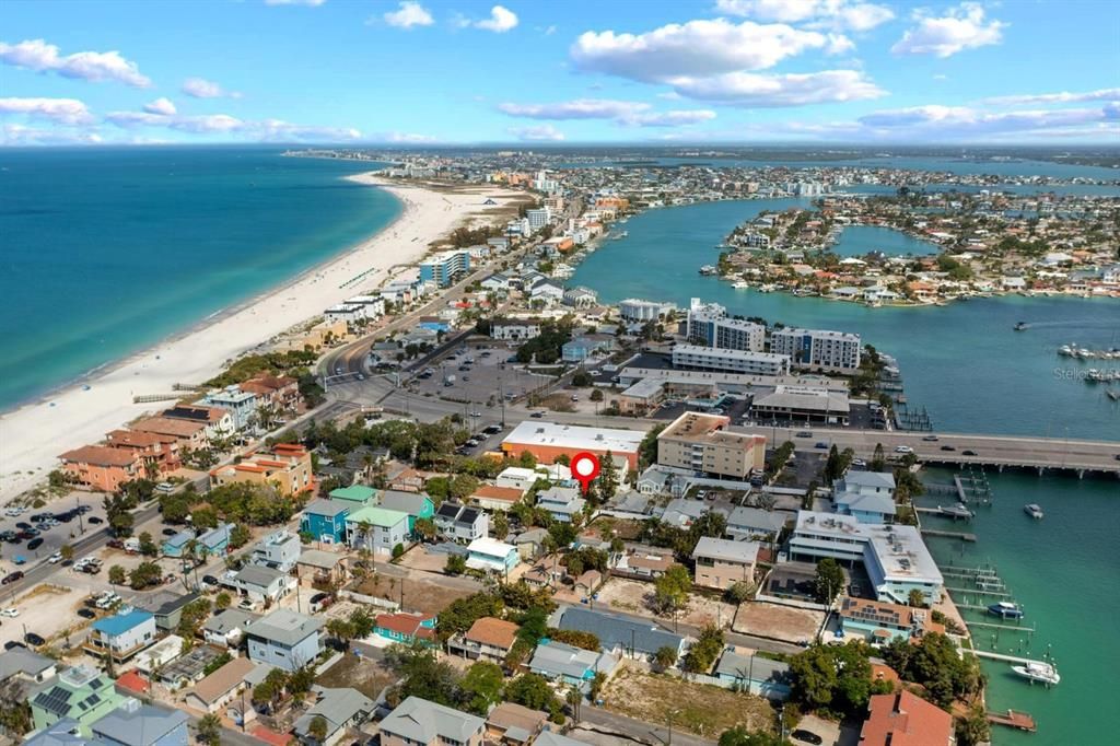 待售: $399,900 (0.06 acres)