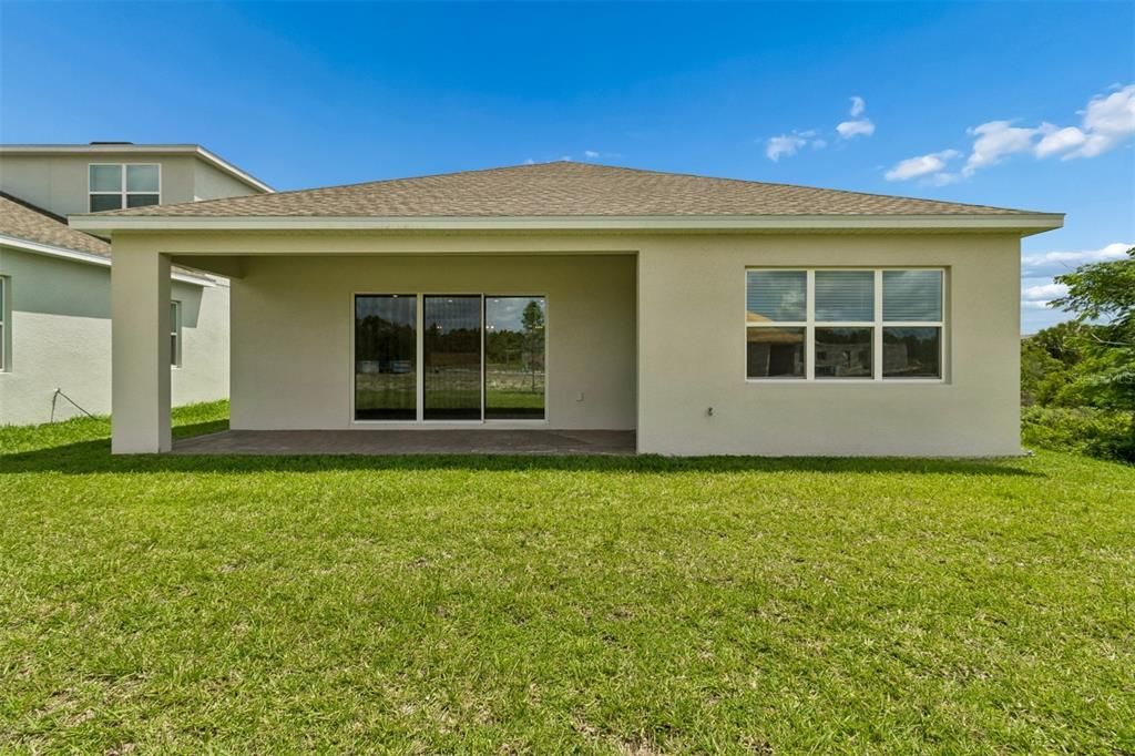 Activo con contrato: $764,990 (4 camas, 3 baños, 2552 Pies cuadrados)