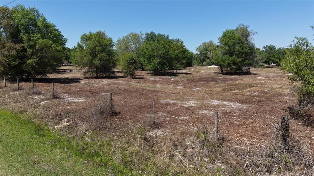 En Venta: $77,500 (2.50 acres)