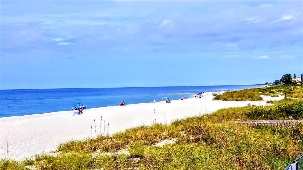 出租: $1,495 (2 贝兹, 1 浴室, 875 平方英尺)