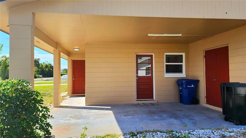 出租: $1,495 (2 贝兹, 1 浴室, 875 平方英尺)